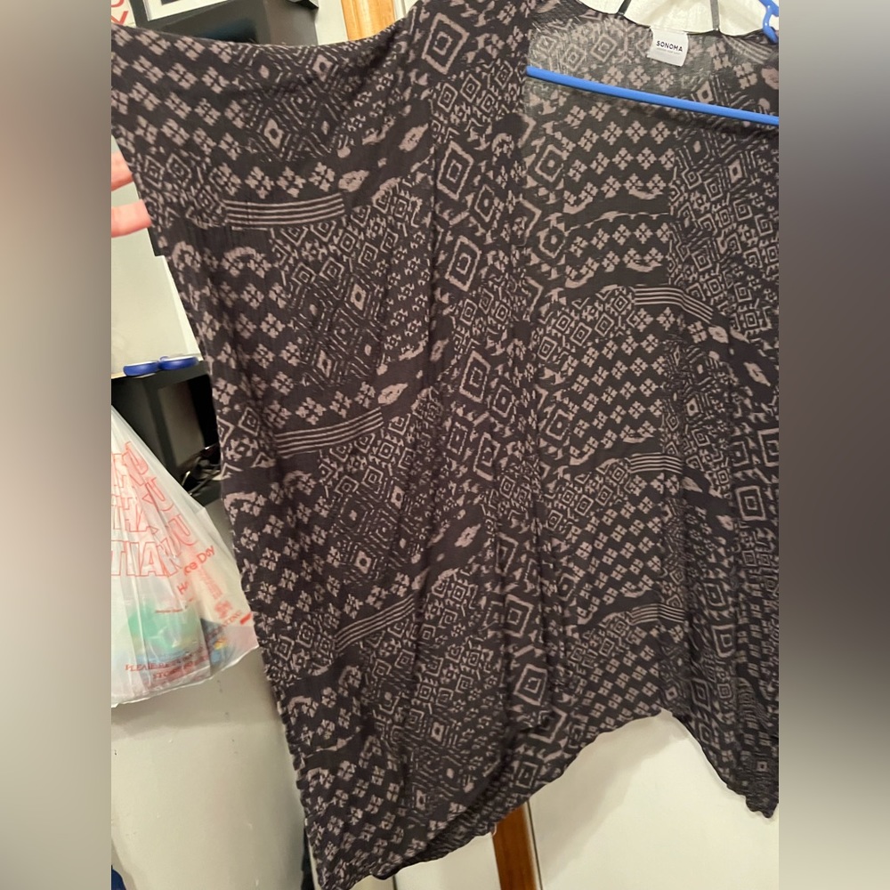 Black and gray and tan/olive print - Picture 3 of 4